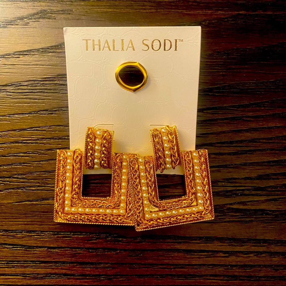 NEW Thalia Sodi gold square earrings